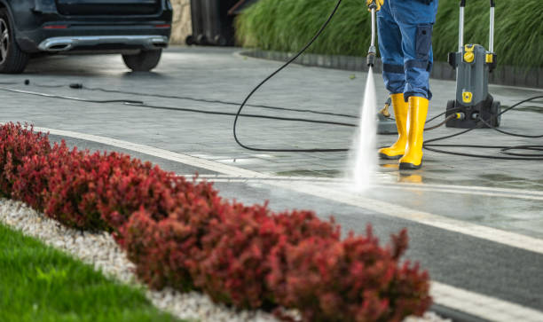 Why Choose Our Certified Pressure Washing Experts for Your Project Needs in Southfield, MI?